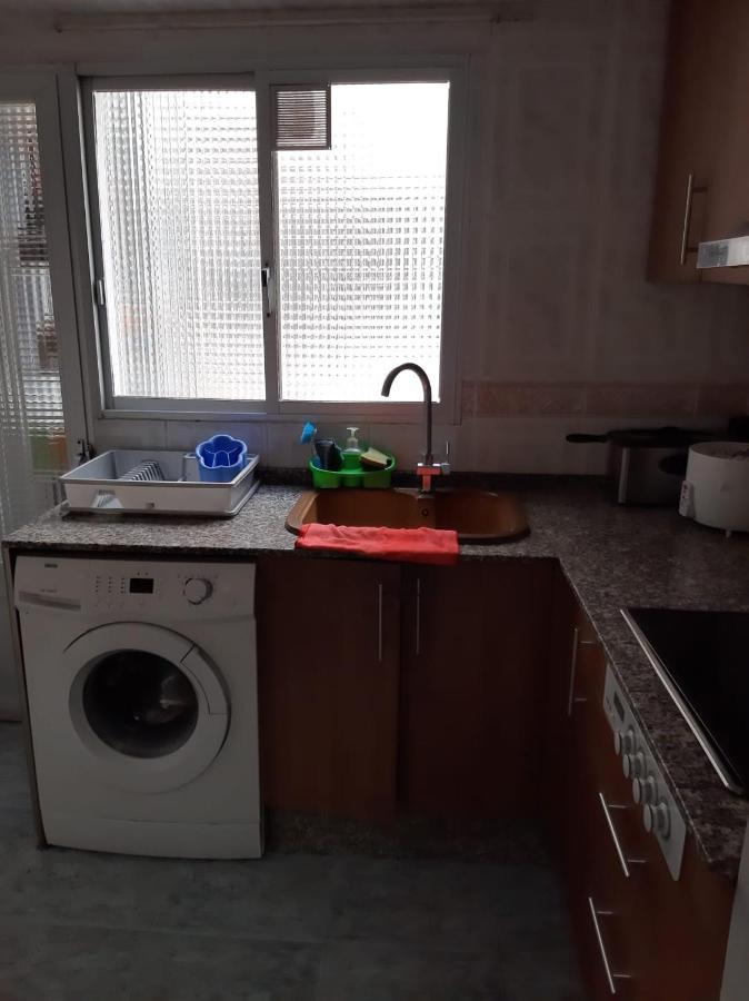 Habitacion Grande En Piso Compartido Con 2 Adultos Y 1 Perrito Valencie Exteriér fotografie